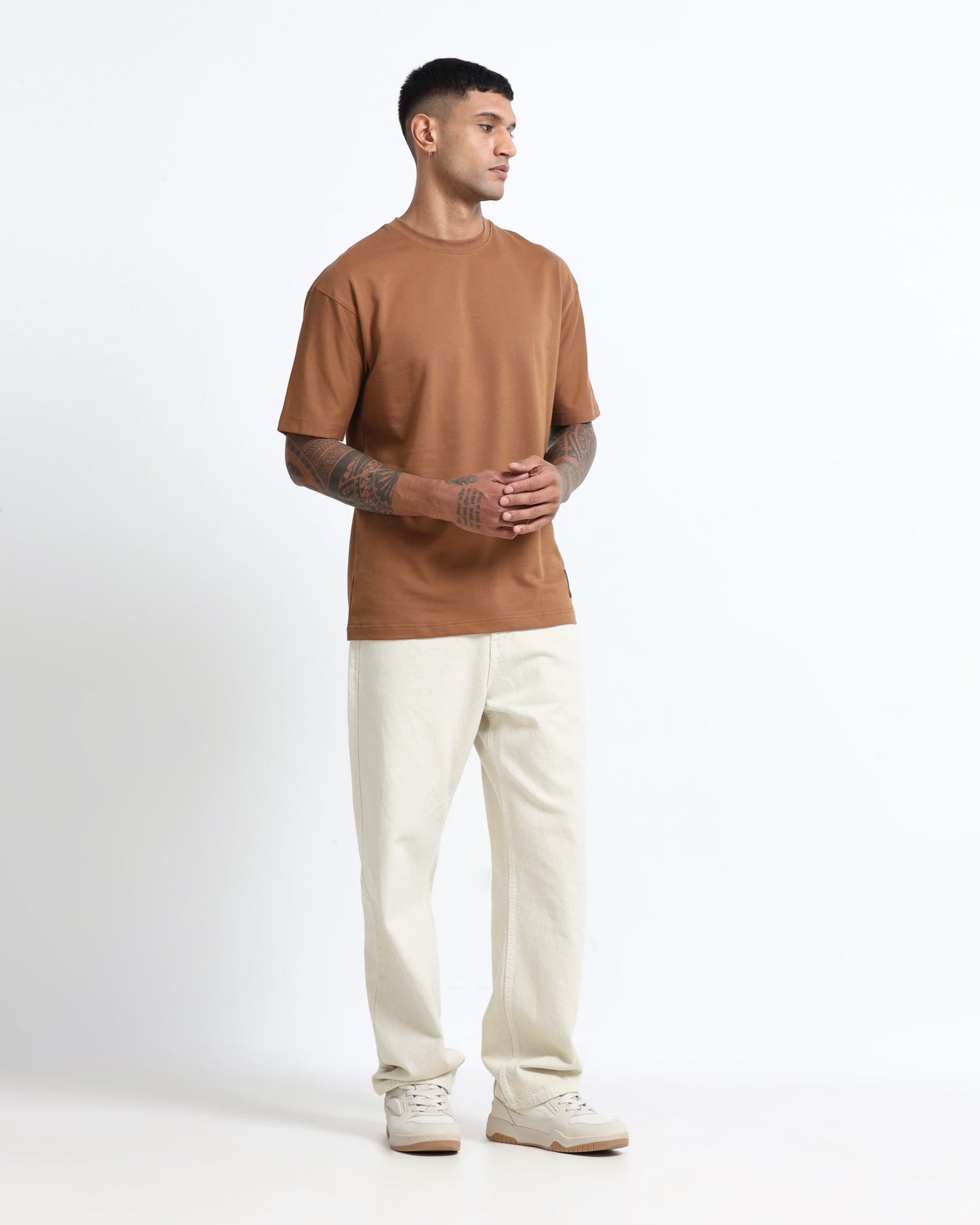 THE GROOVE Brown Basic Tee - Oversized Fit