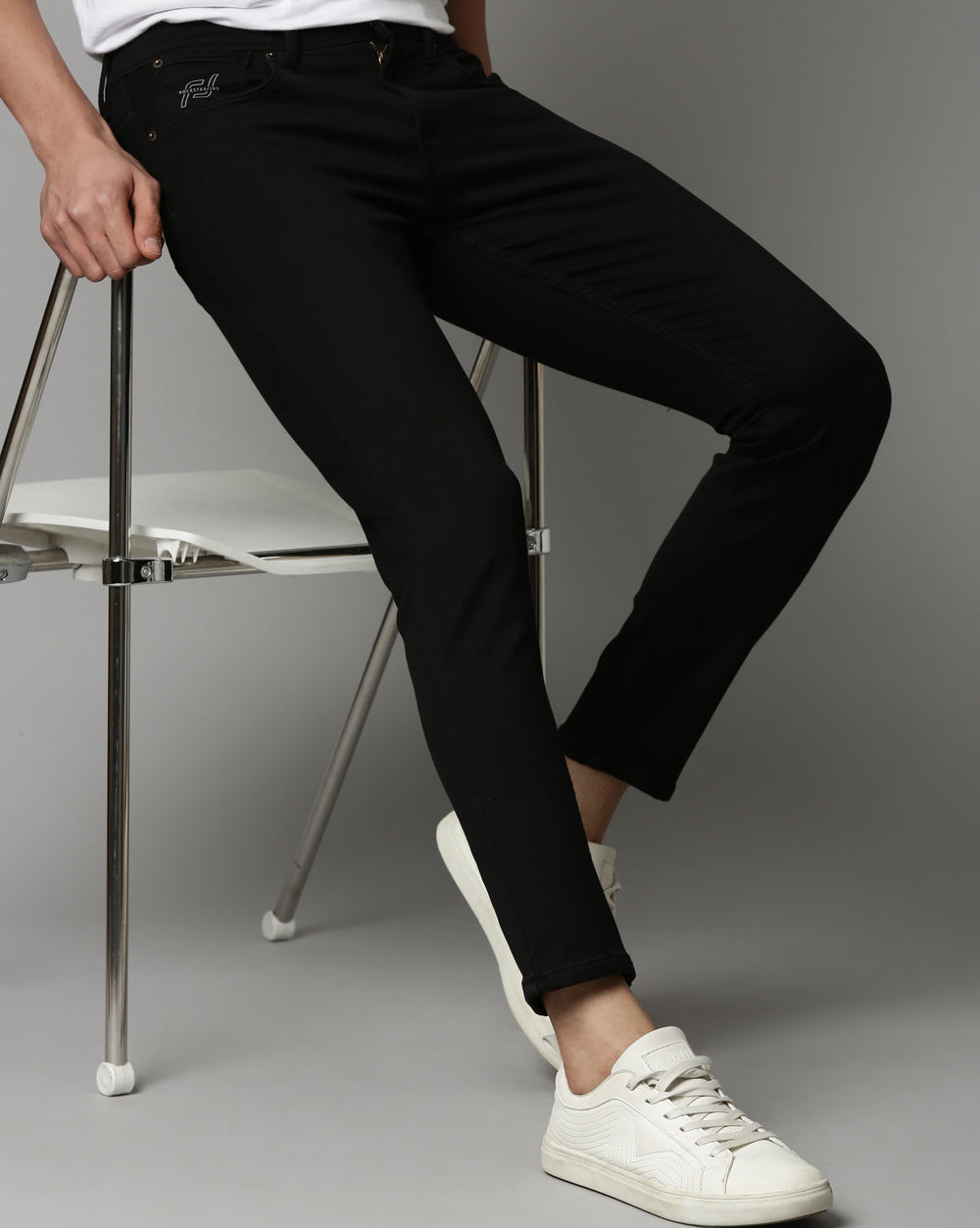 Black Denim Ankle Fit Jeans For Men