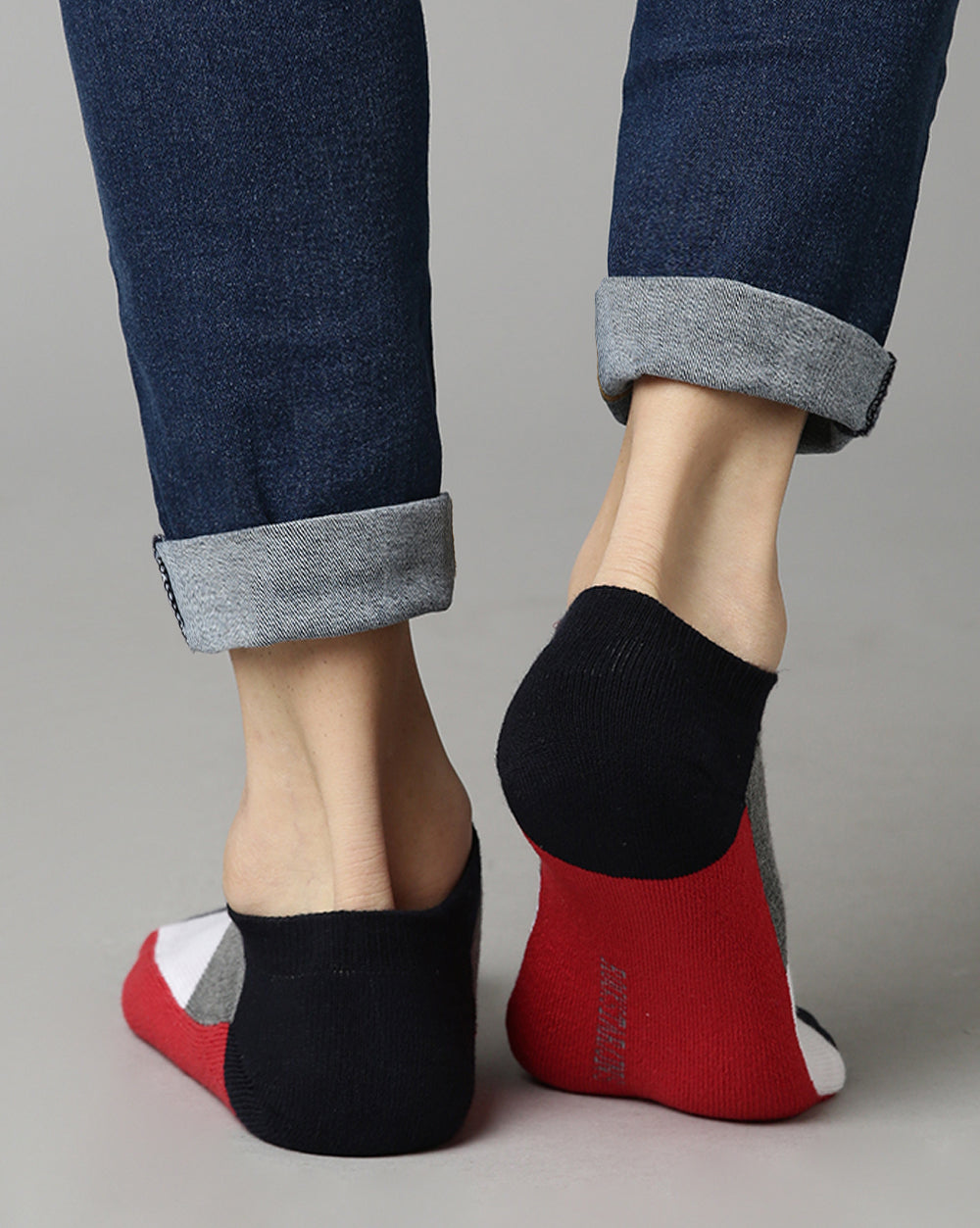 Color Blocked Ankle Socks