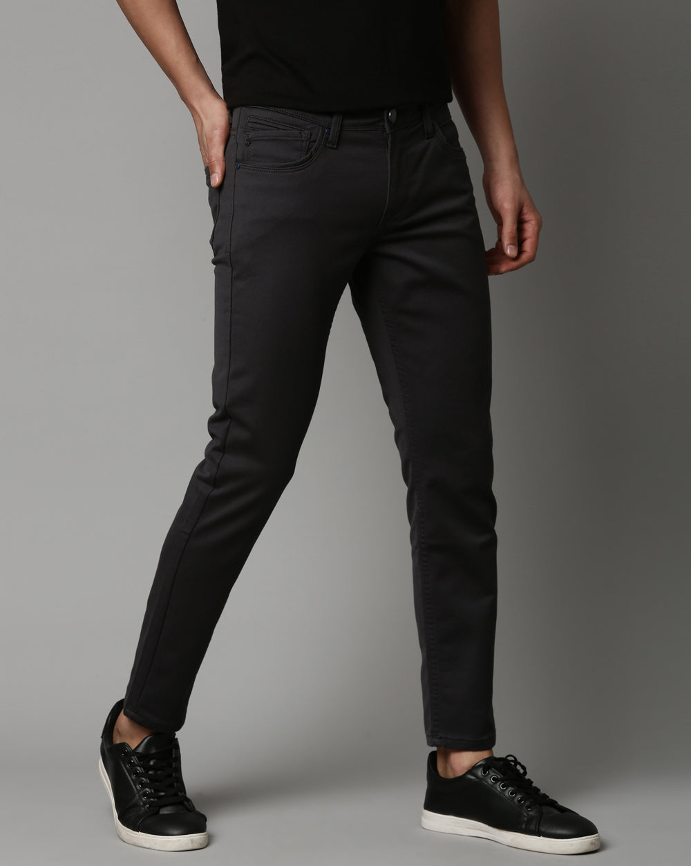 Charcoal Grey Colored Denim Ankle Fit Jeans For Men