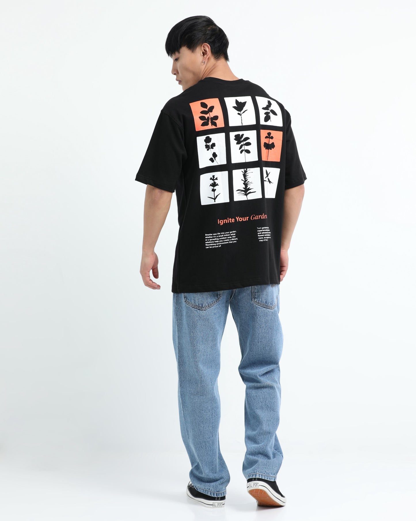 IGNITE YOUR GARDENING BLACK TEE - Oversized fit