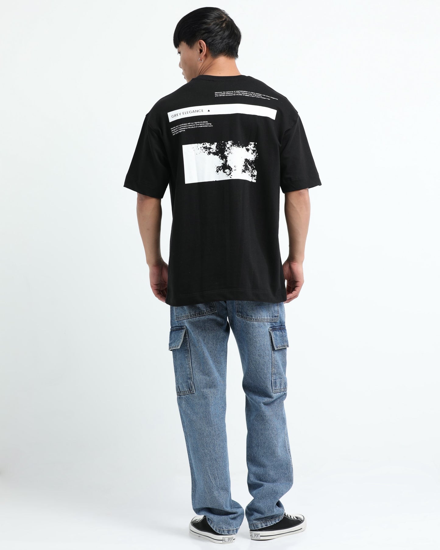 GREY ELEGANCE BLACK TEE - Oversized fit