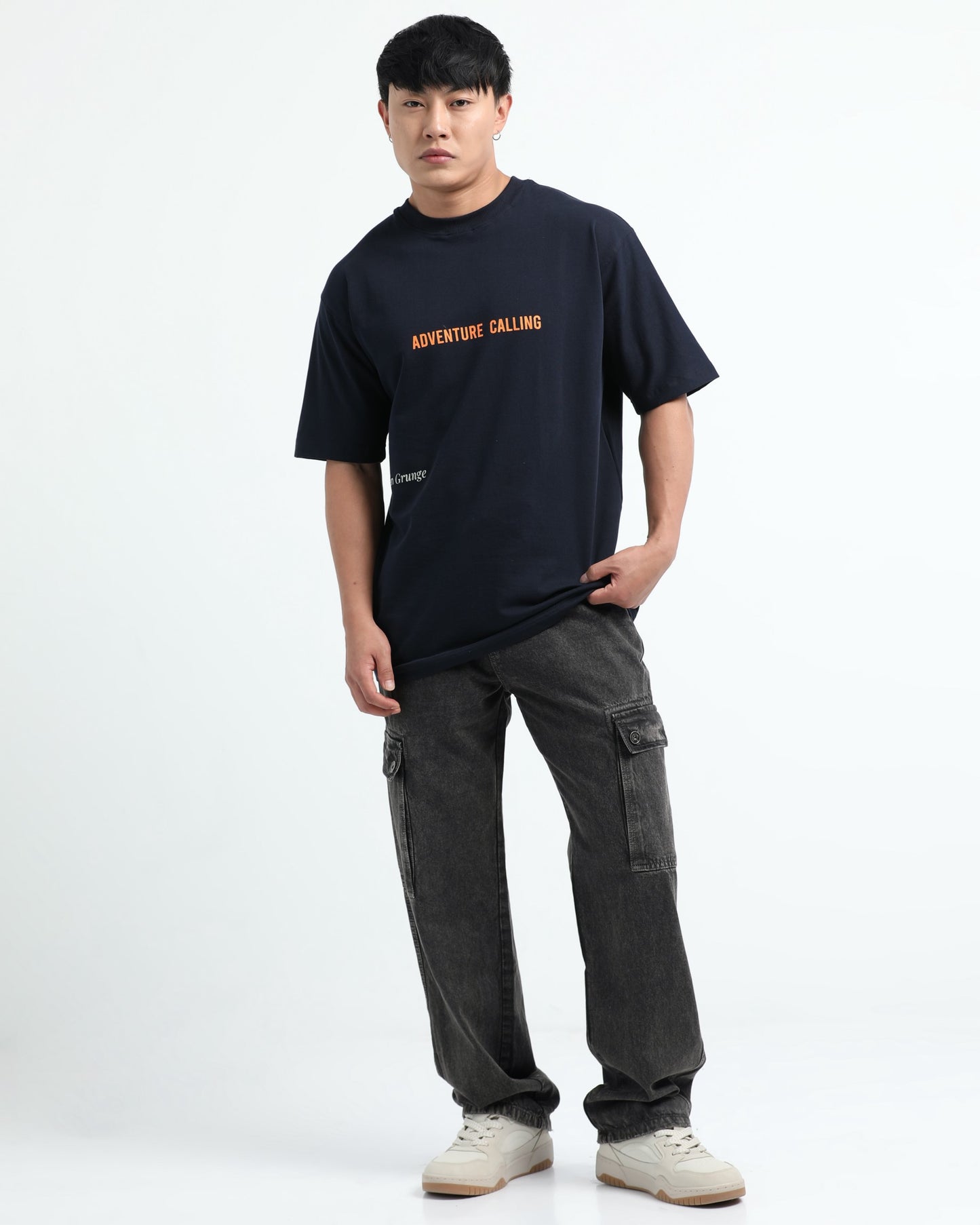 ADVENTURE CALLING NAVY BLUE TEE - Oversized fit