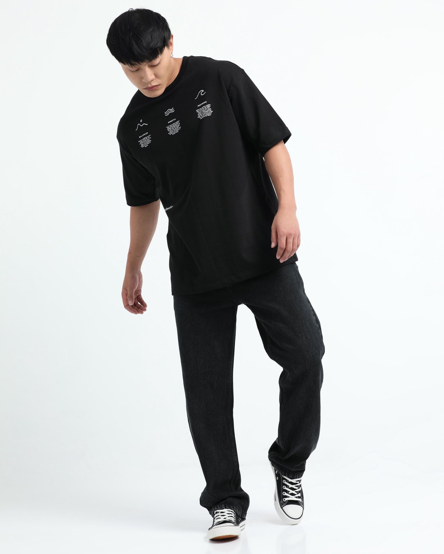 ICON - Black Relaxed fit