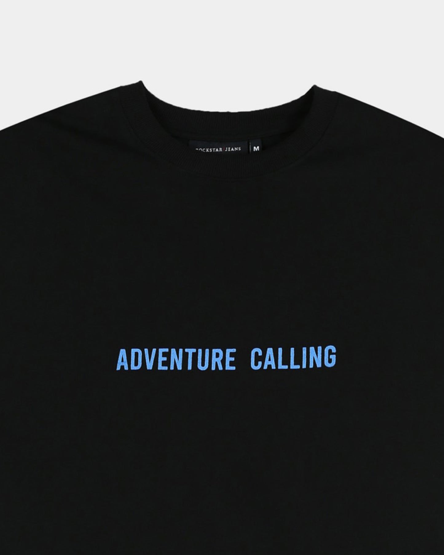 ADVENTURE CALLING BLACK TEE - Oversized fit