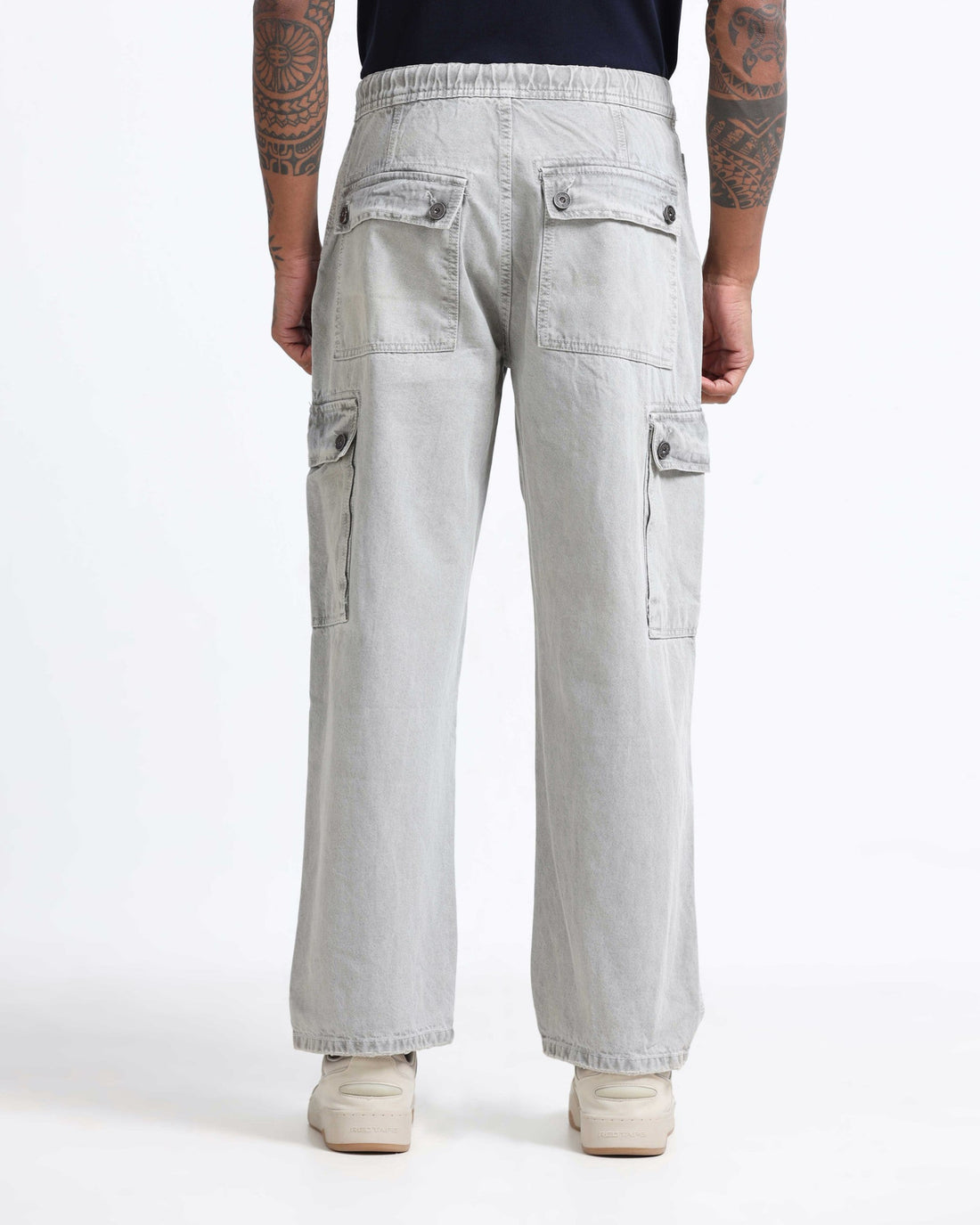 Stylish loose fit cargo jeans for men online in India with oversized streetwear utility styling