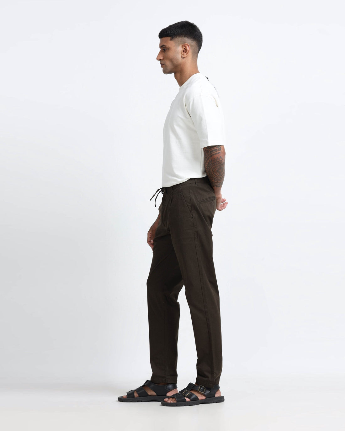 Smart casual office outfit with twill trousers