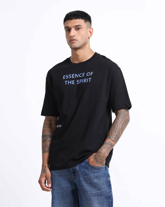 ESSENCE OF SPIRIT BLACK TEE - Oversized fit