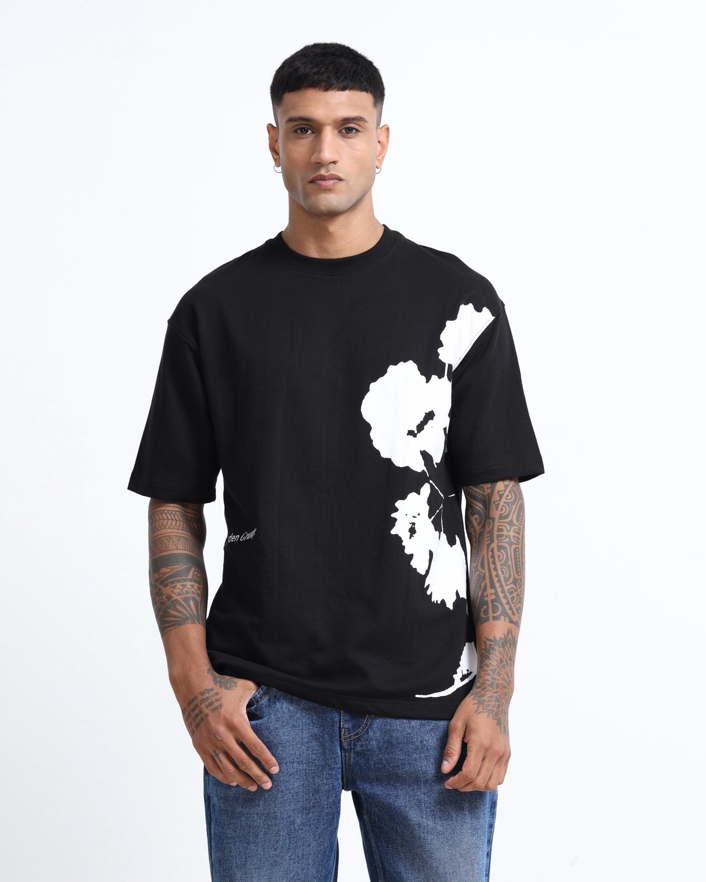 ECLECTIC REALM BLACK TEE - Oversized fit