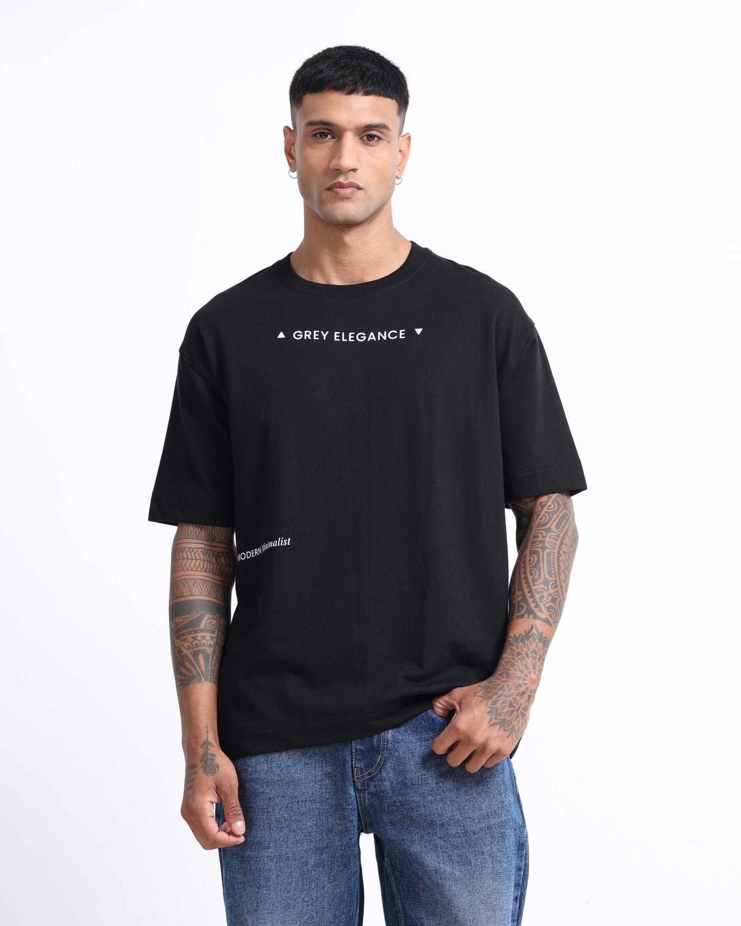 GREY ELEGANCE BLACK TEE - Oversized fit