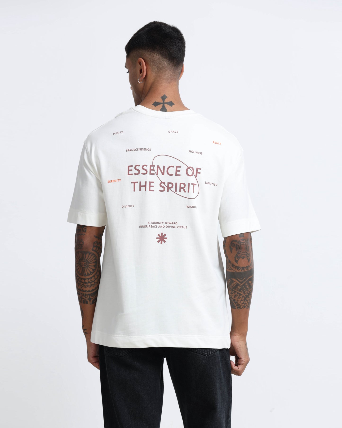 ESSENCE OF SPIRIT OFF WHITE TEE - Oversized fit