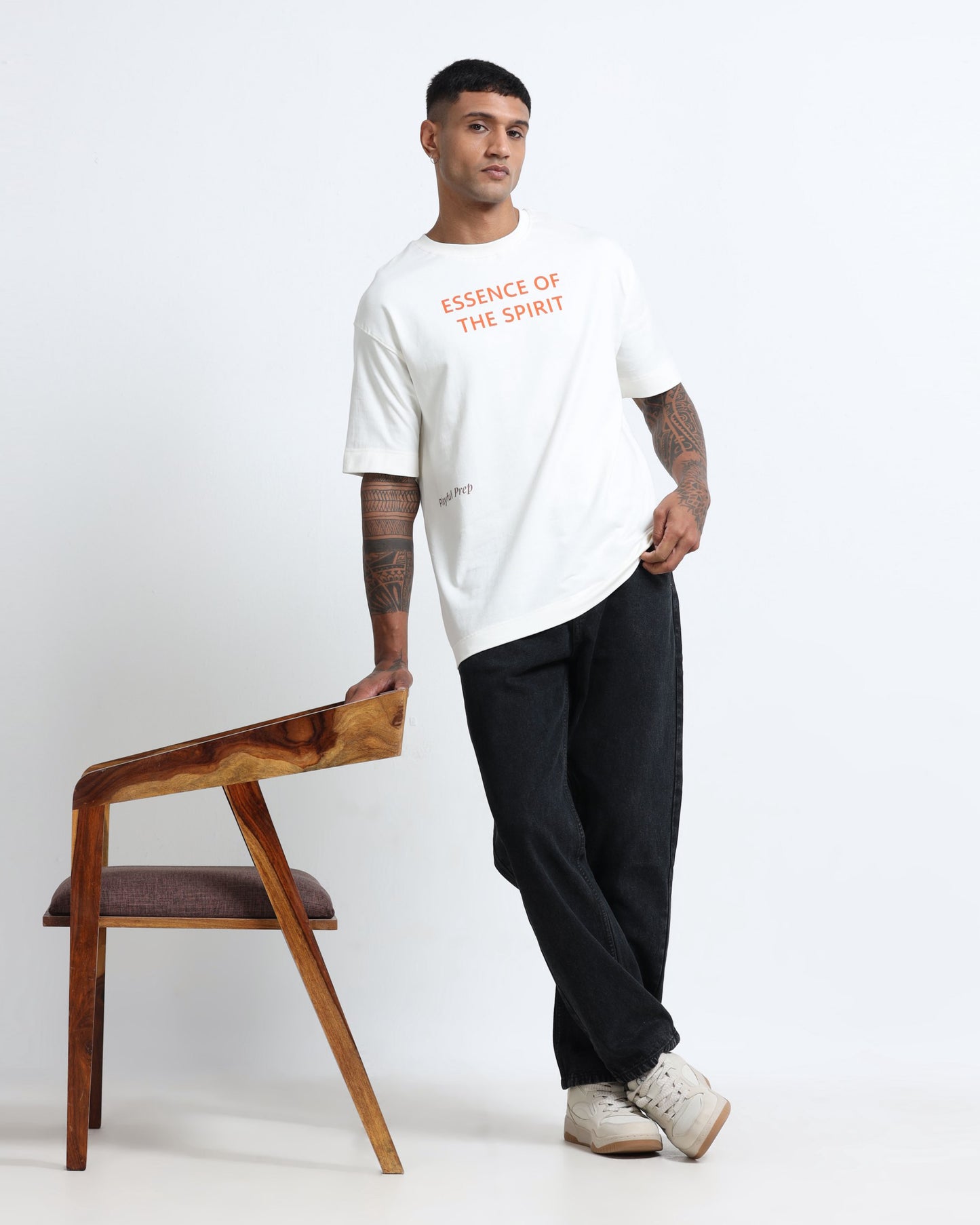 ESSENCE OF SPIRIT OFF WHITE TEE - Oversized fit