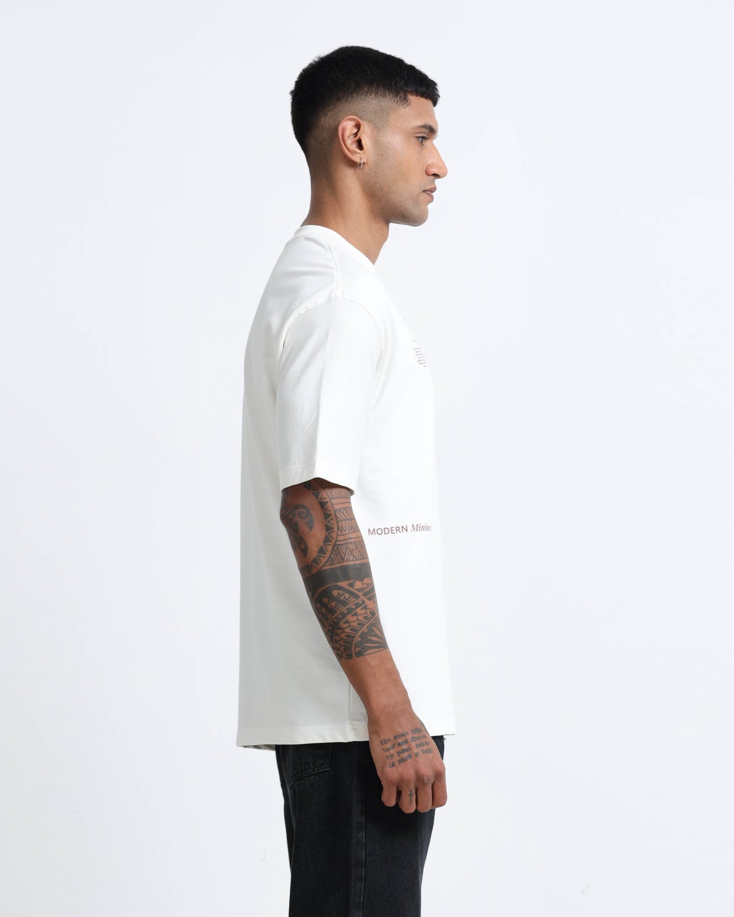 BALANCE OF THOUGHT OFF WHITE TEE - Oversized fit