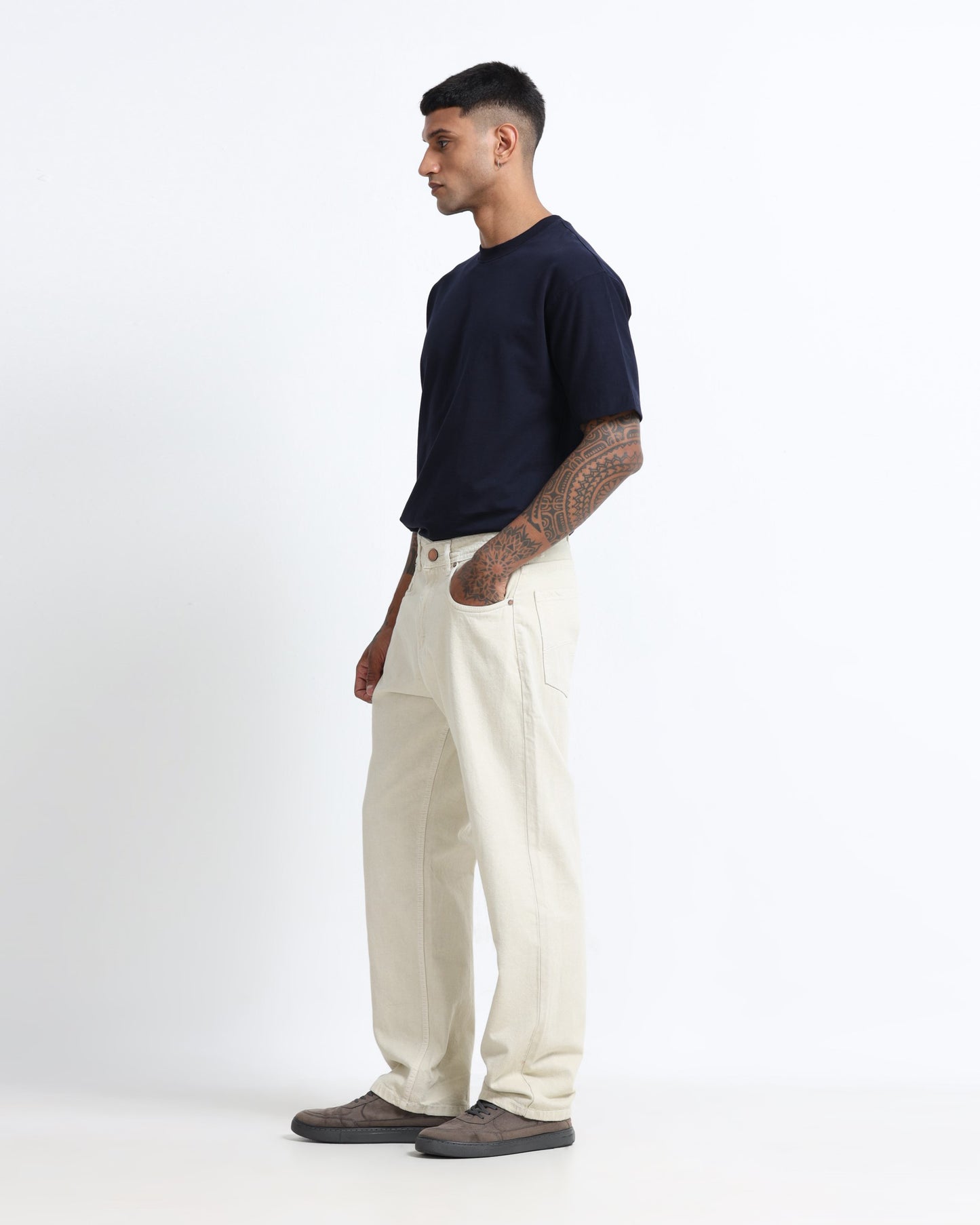 SIGNATURE IVORY DENIM - Relaxed fit