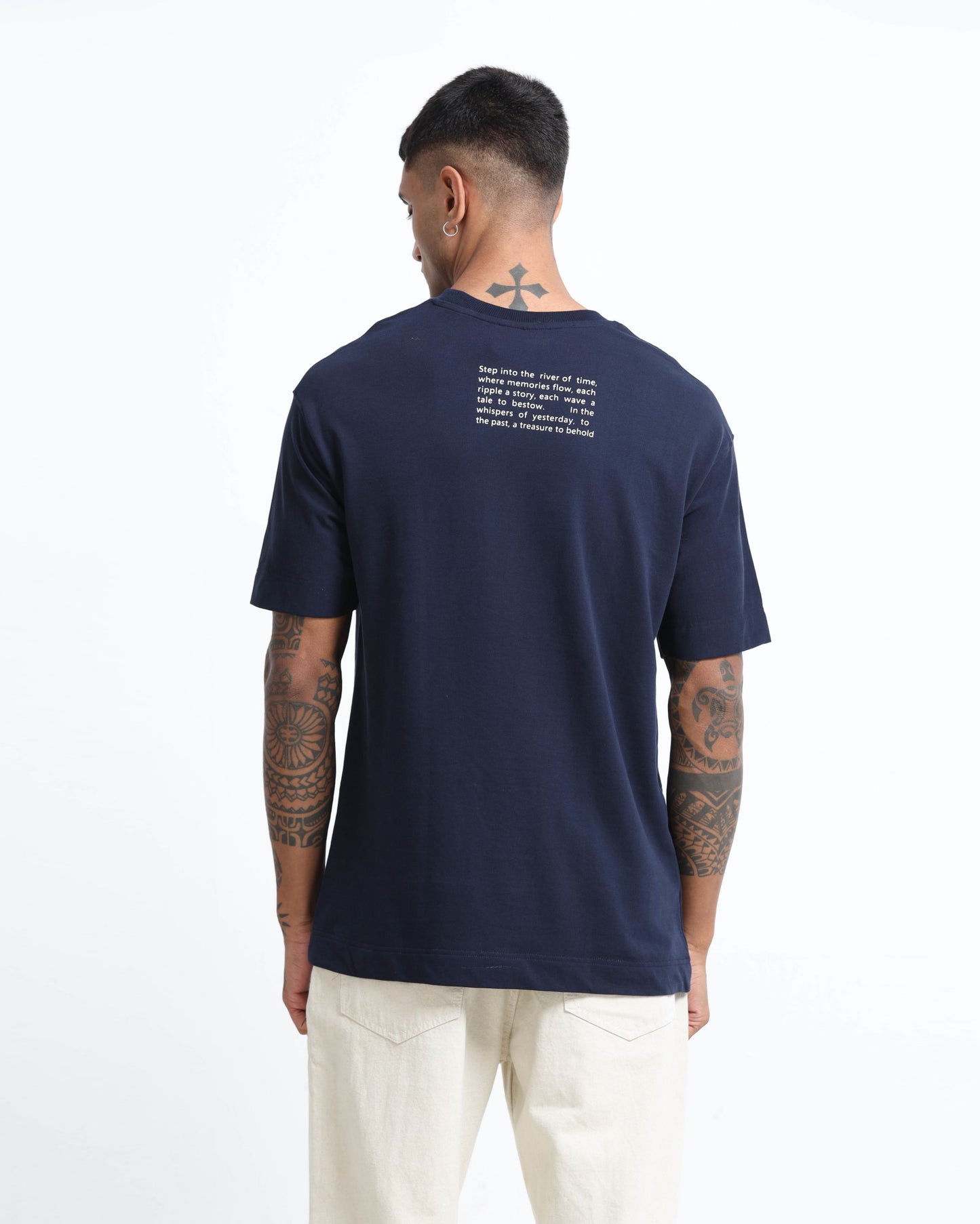 DISCOVERING NAVY BLUE TEE - Oversized fit