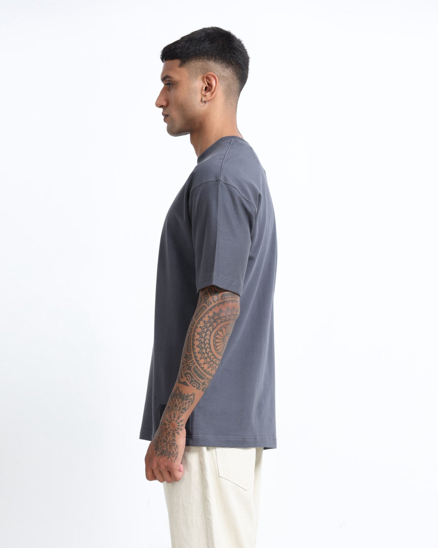 THE GROOVE Grey Basic Tee - Oversized Fit