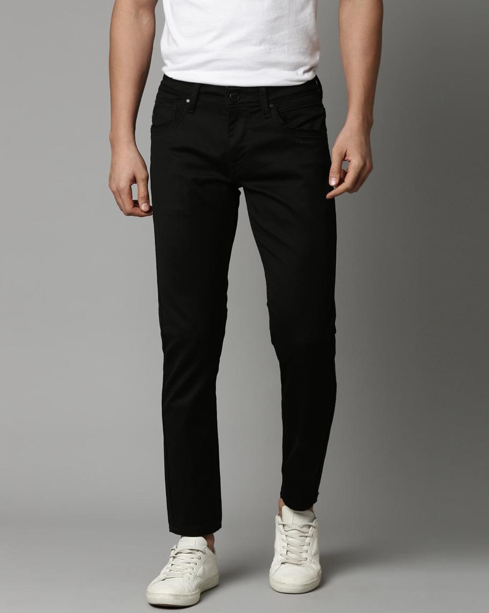 Black Colored Denim Ankle Fit Jeans For Men 