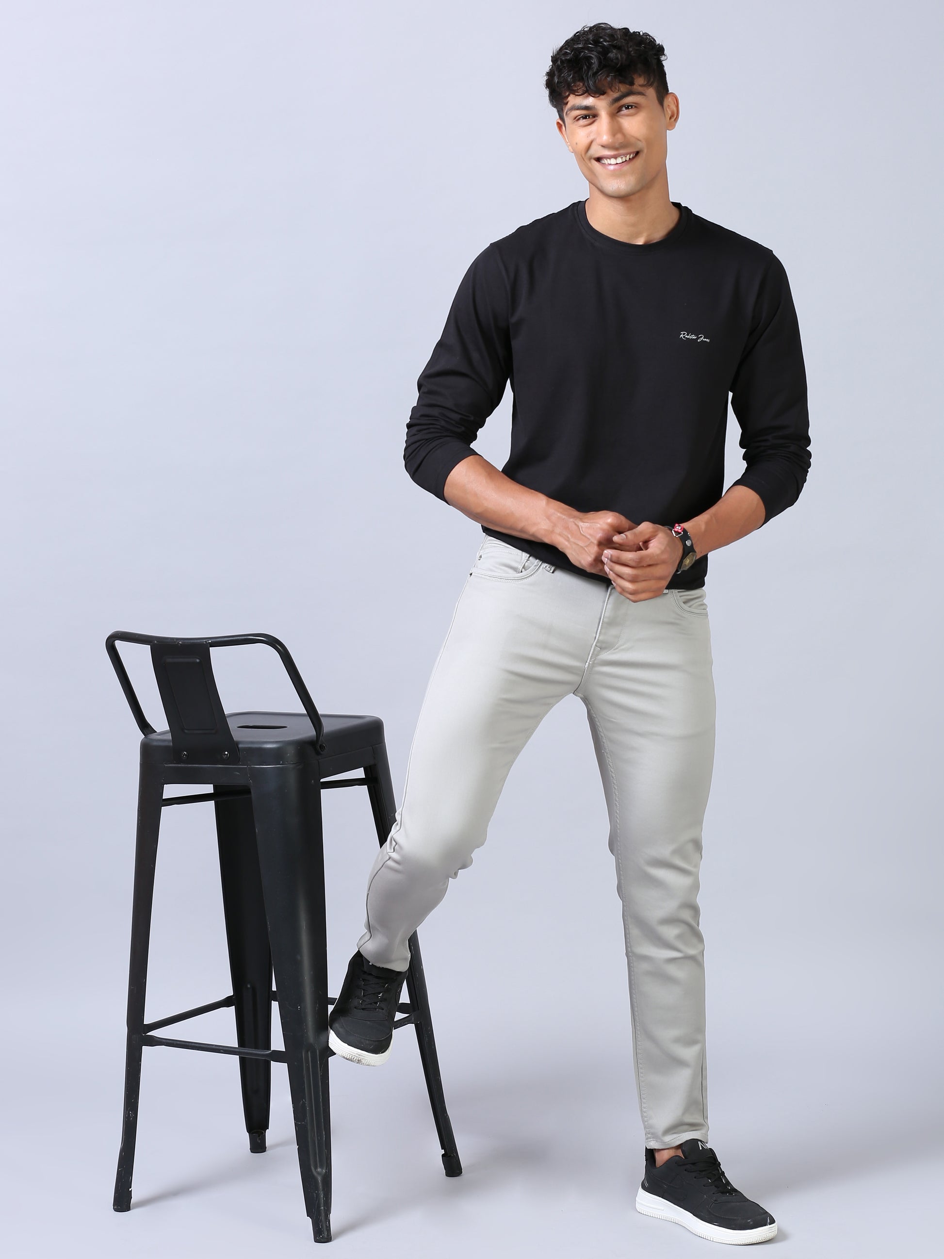 Grey Ankle Fit Denim Jeans For Men