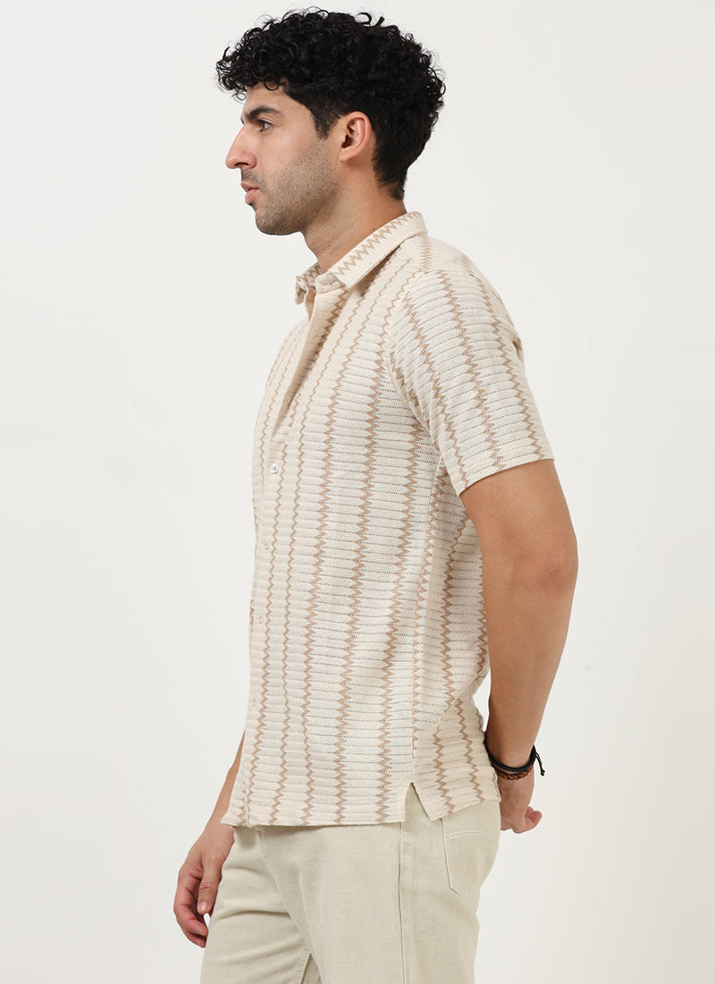 DUNE Jacquard Chevron Shirt Off White Sand-Model Side View