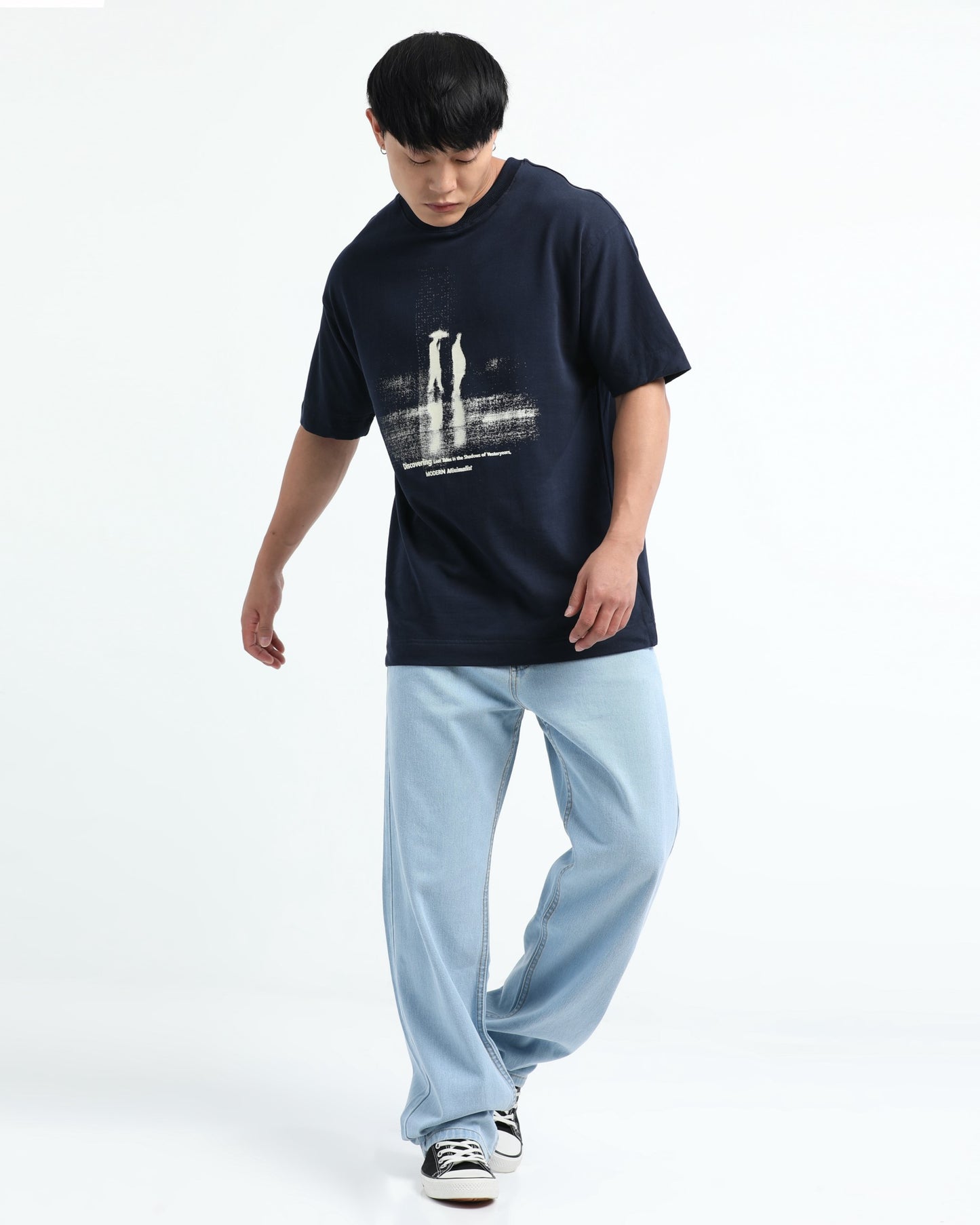 DISCOVERING - Navy Blue Oversized fit