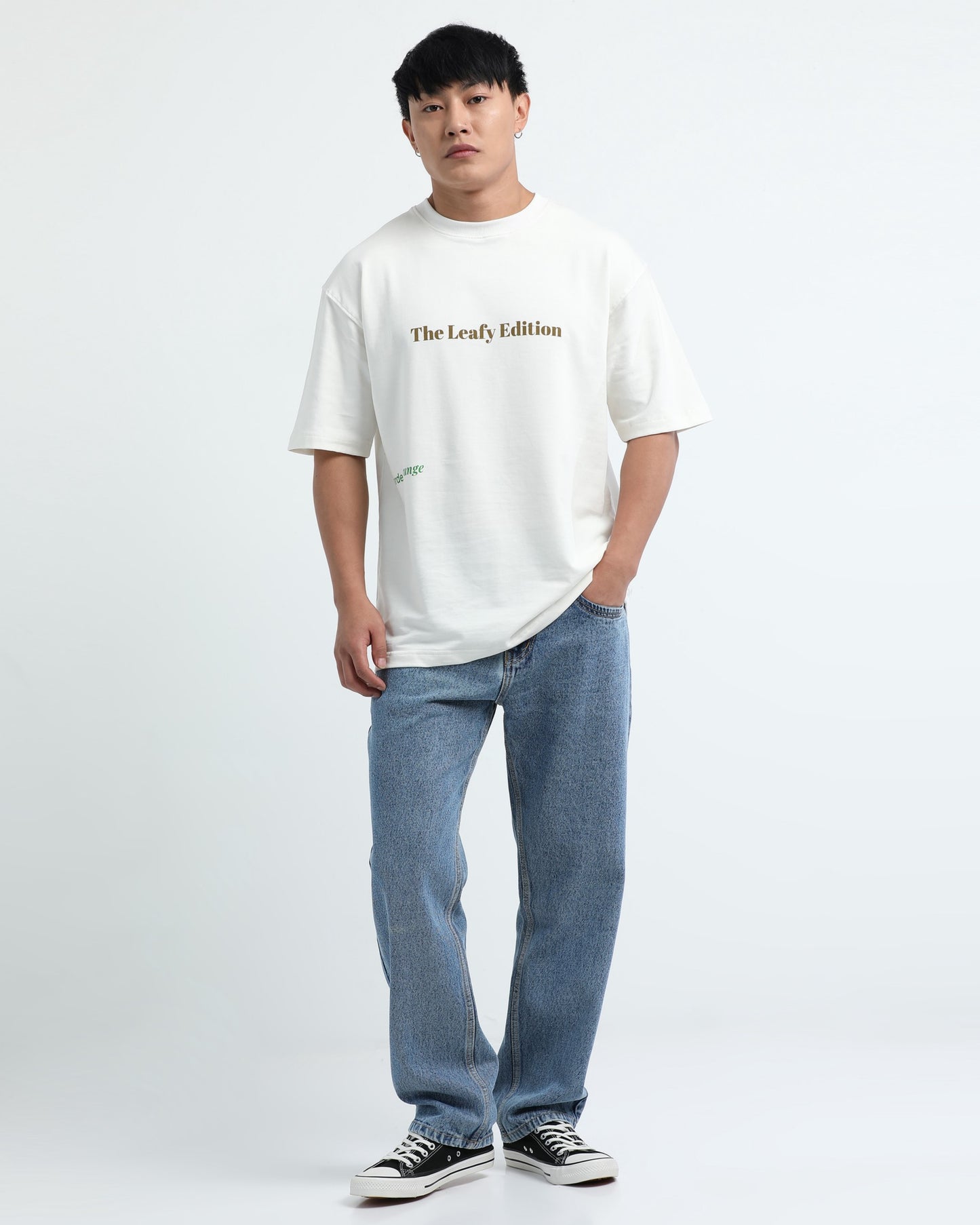 WELLNESS IN BLOOM -  off white Oversized fit