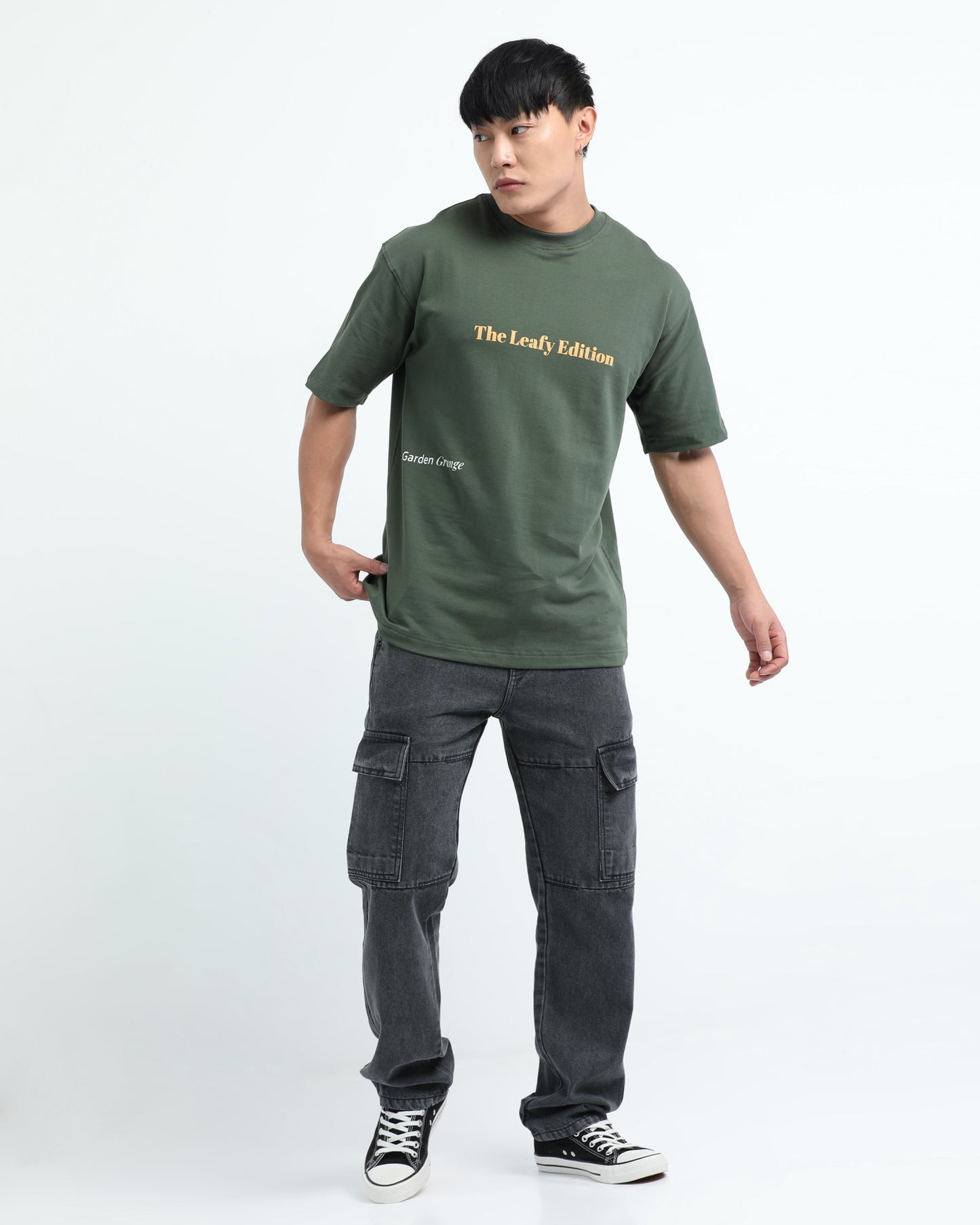 WELLNESS IN BLOOM - Forest  Oversized fit