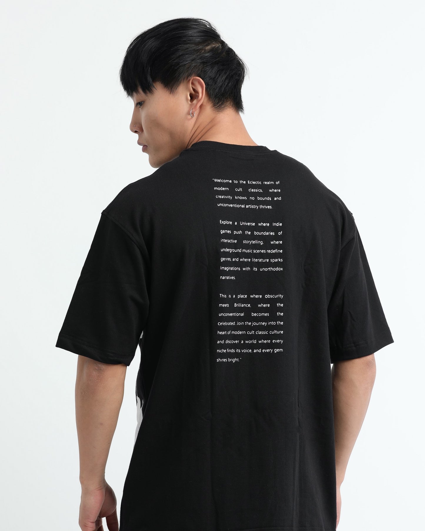 ELECTIC REALM -  Black Oversized fit