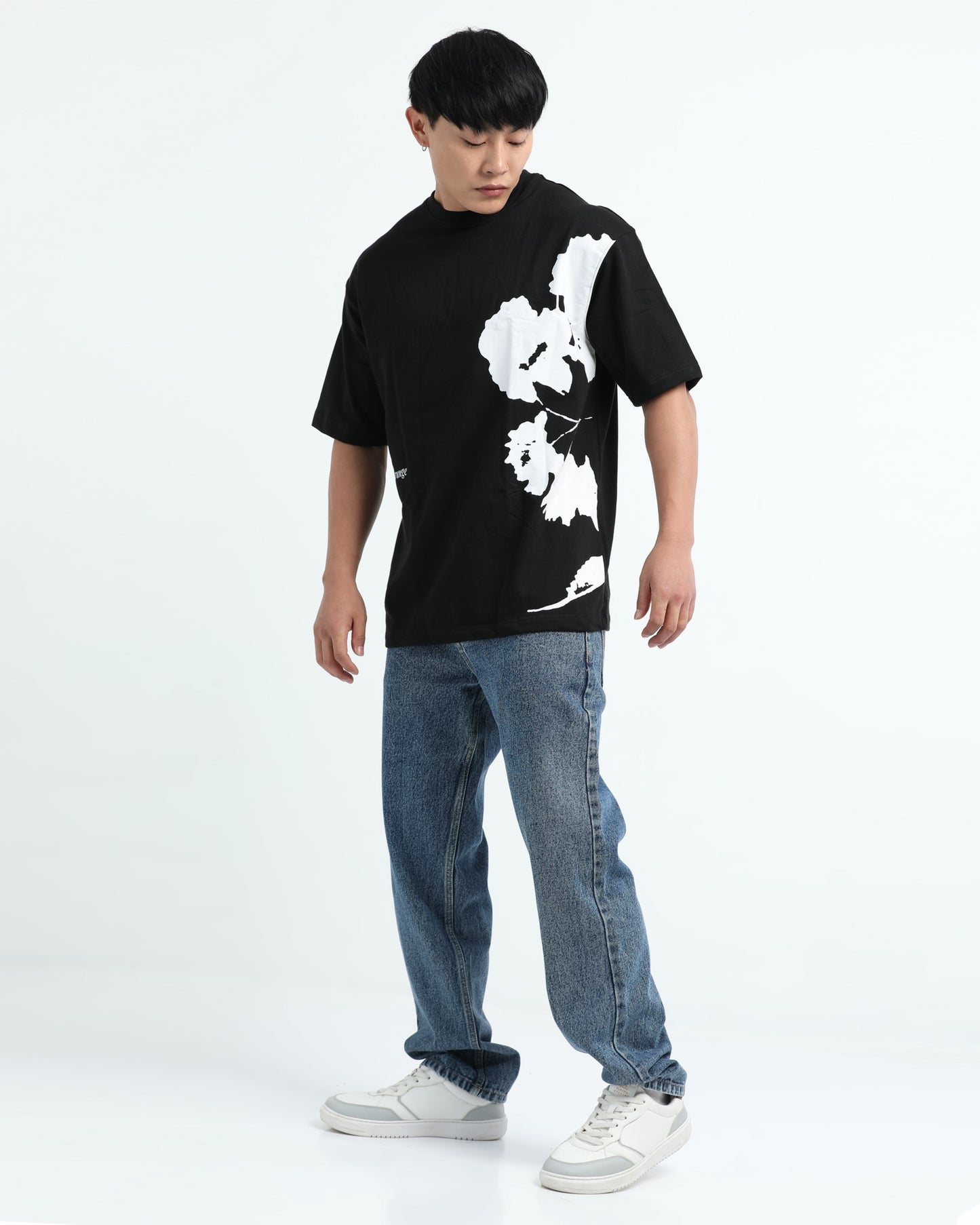 ELECTIC REALM -  Black Oversized fit