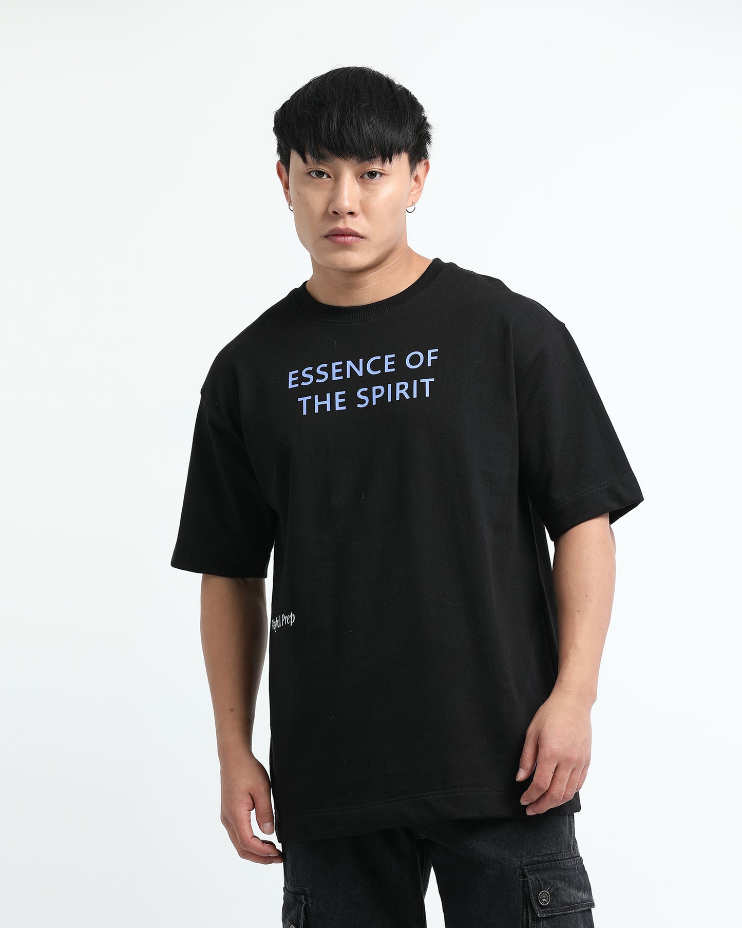 ESSENCE OF SPIRIT BLACK TEE - Oversized fit
