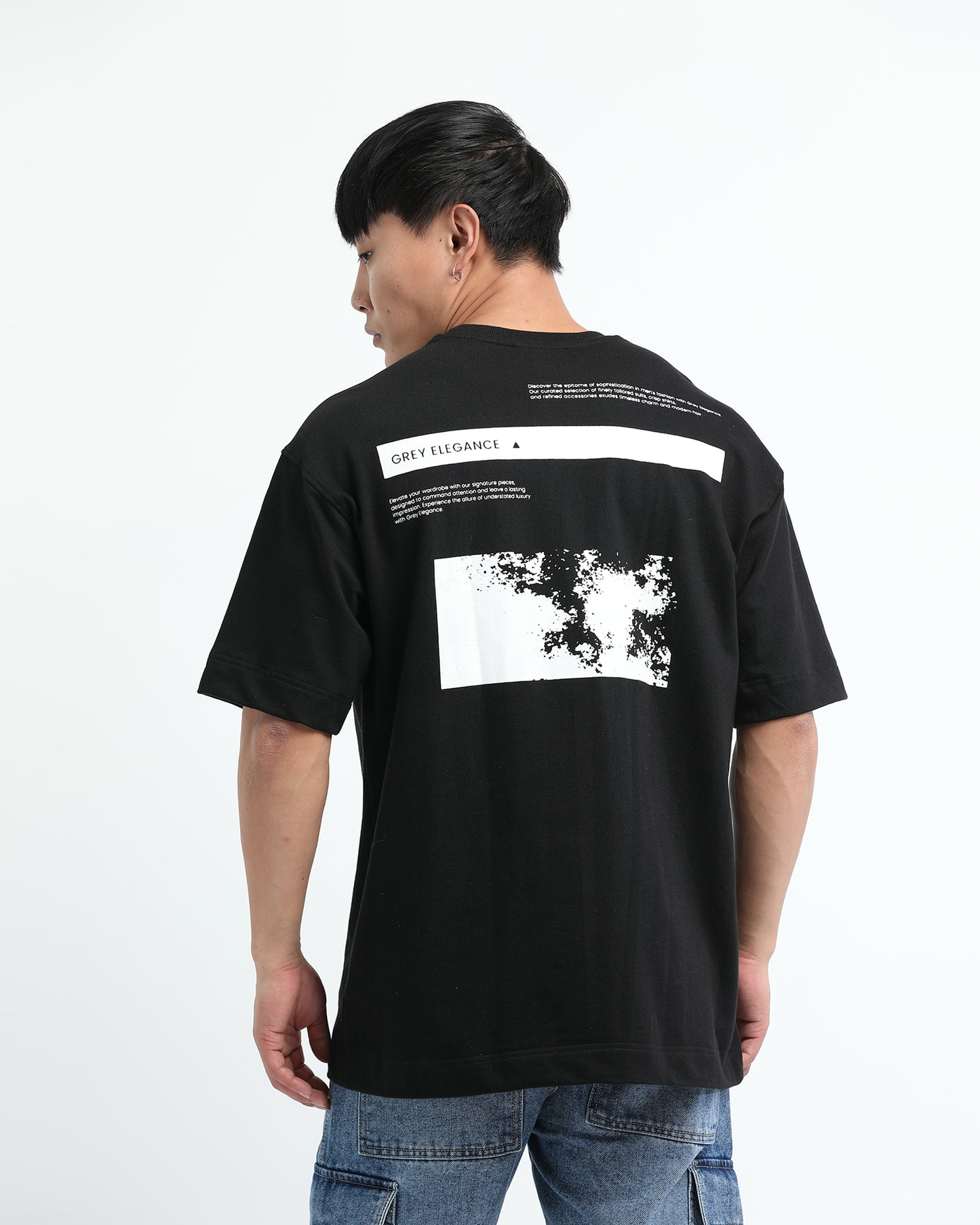 GREY ELEGANCE BLACK TEE - Oversized fit