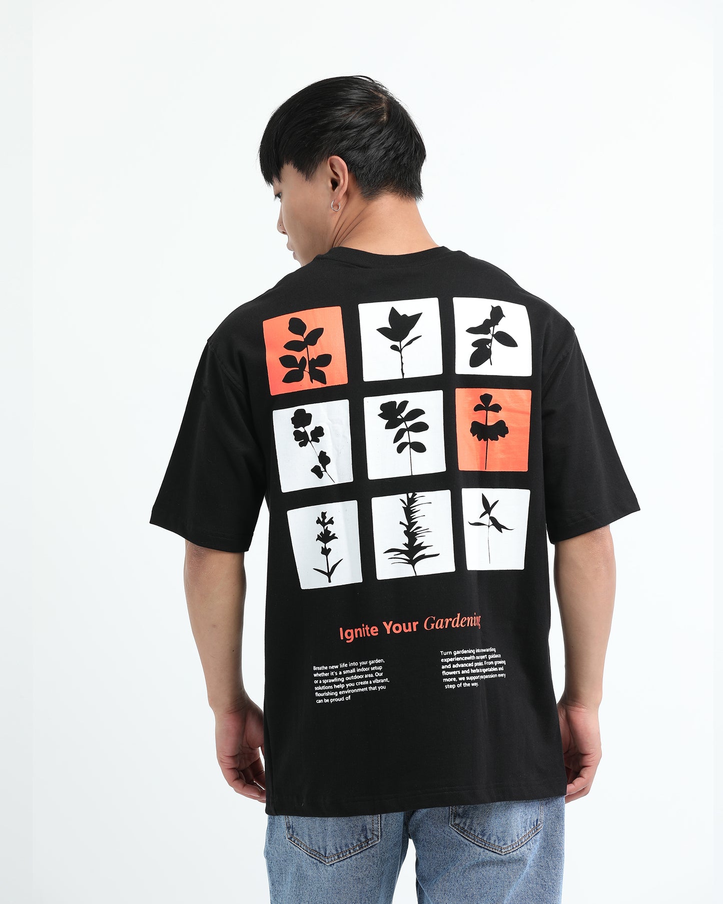 IGNITE YOUR GARDENING BLACK TEE - Oversized fit