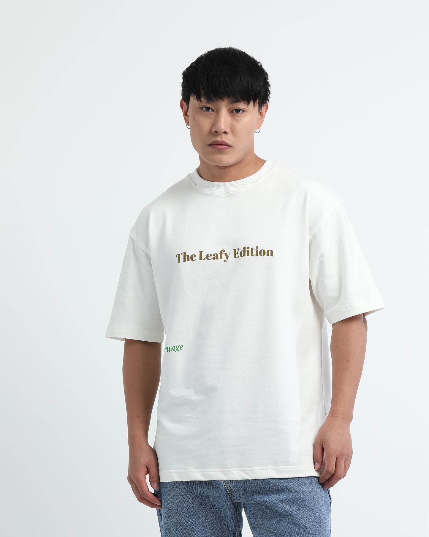 WELLNESS IN BLOOM OFF WHITE TEE - Oversized fit