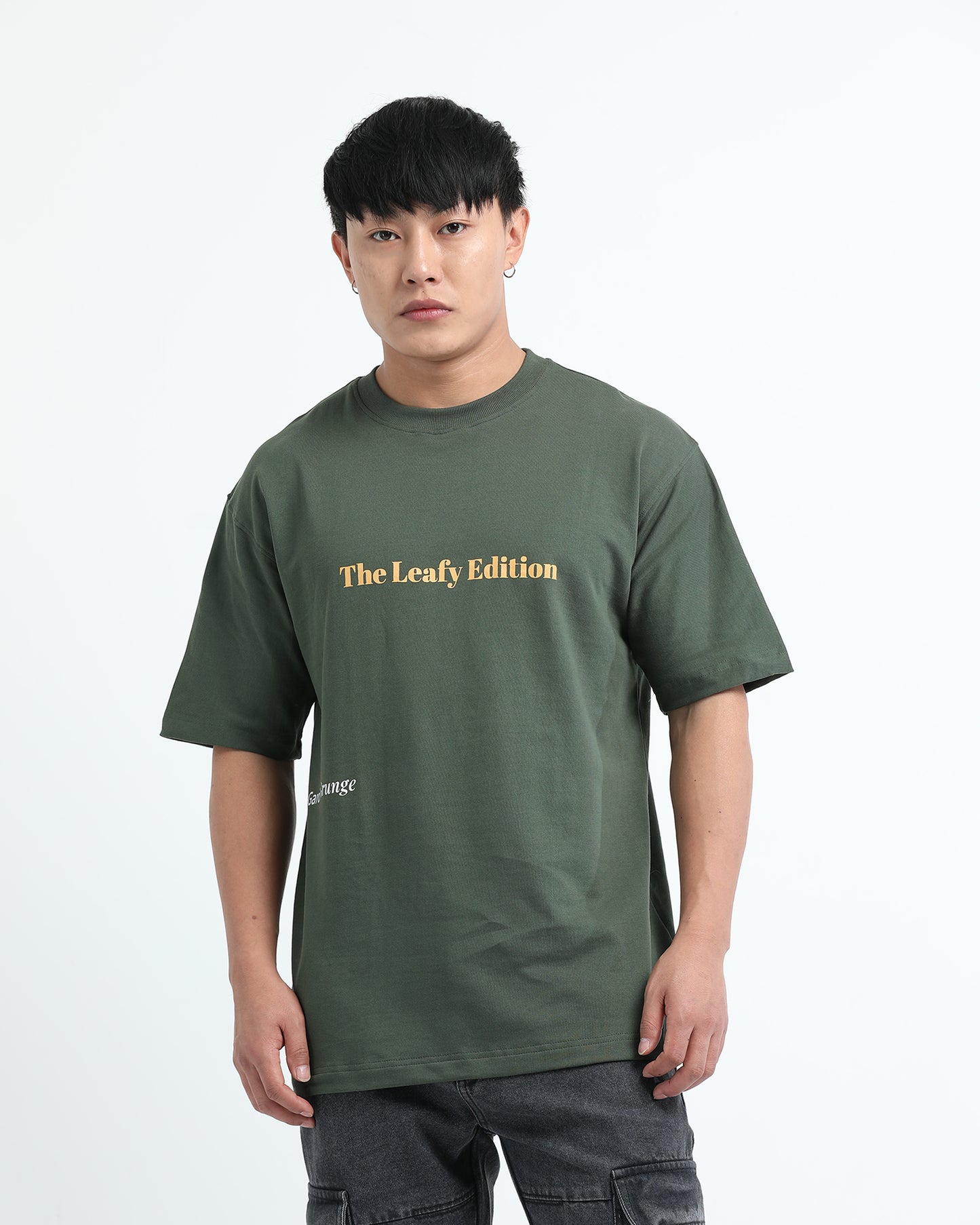 WELLNESS IN BLOOM FOREST GREEN TEE - Oversized fit