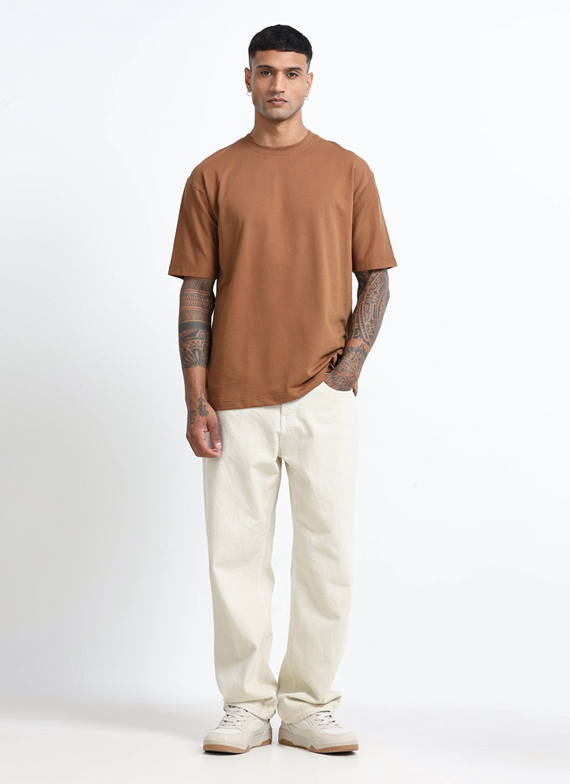 SIGNATURE Oversized Solid Cotton T-Shirt Caramel Brown - Model Stylish Image