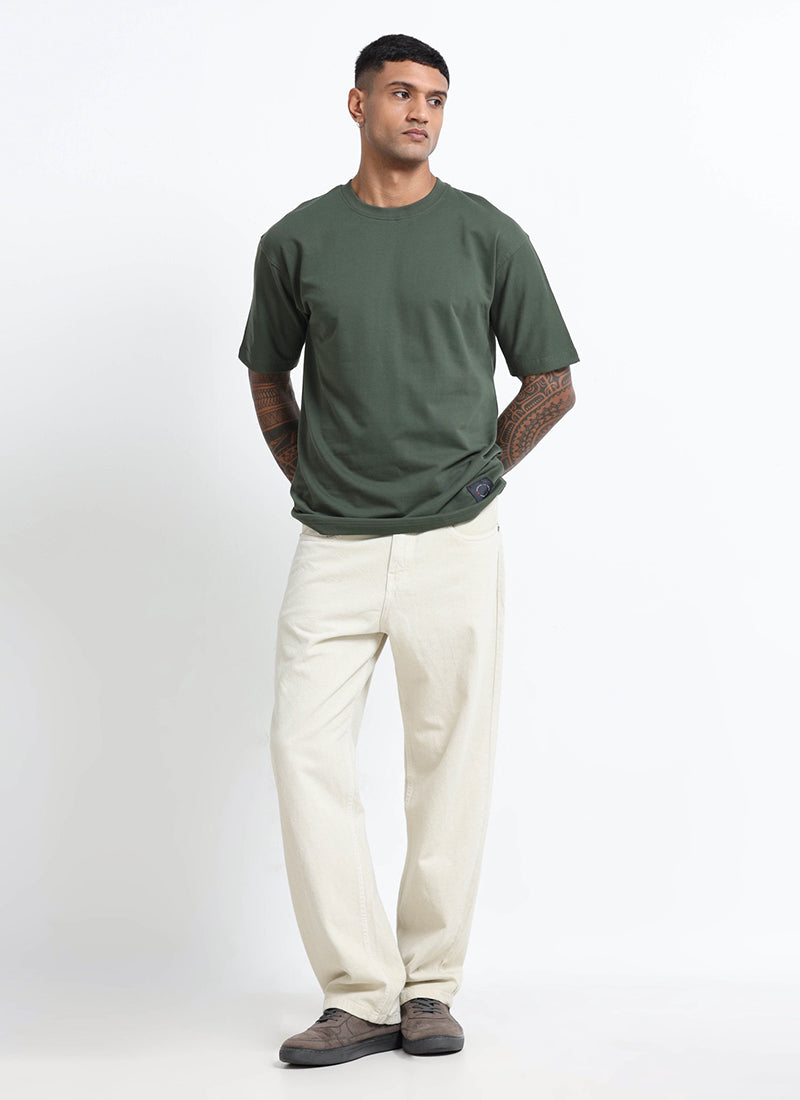 SIGNATURE Oversized Solid Cotton T-Shirt Forest Green - Model Full View