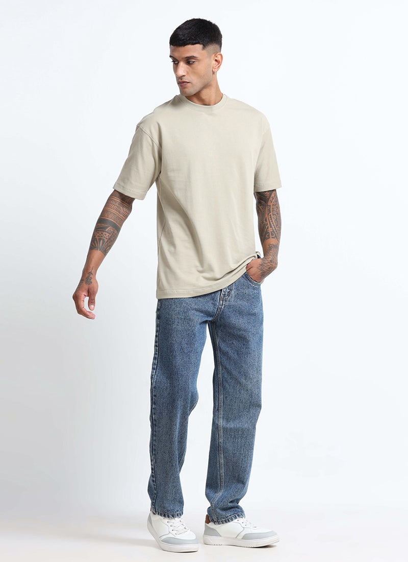 SIGNATURE Oversized Solid Cotton T-Shirt Light Grey - Model View