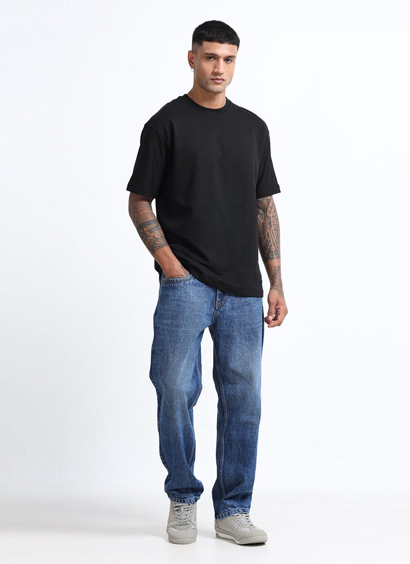 SIGNATURE Oversized Solid Cotton T-Shirt Onyx Black - Matching Jeans View
