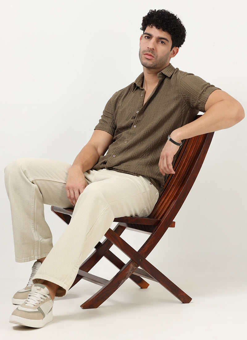 WAVE Regular Fit Knitted Shirt Taupe Olive- Model view