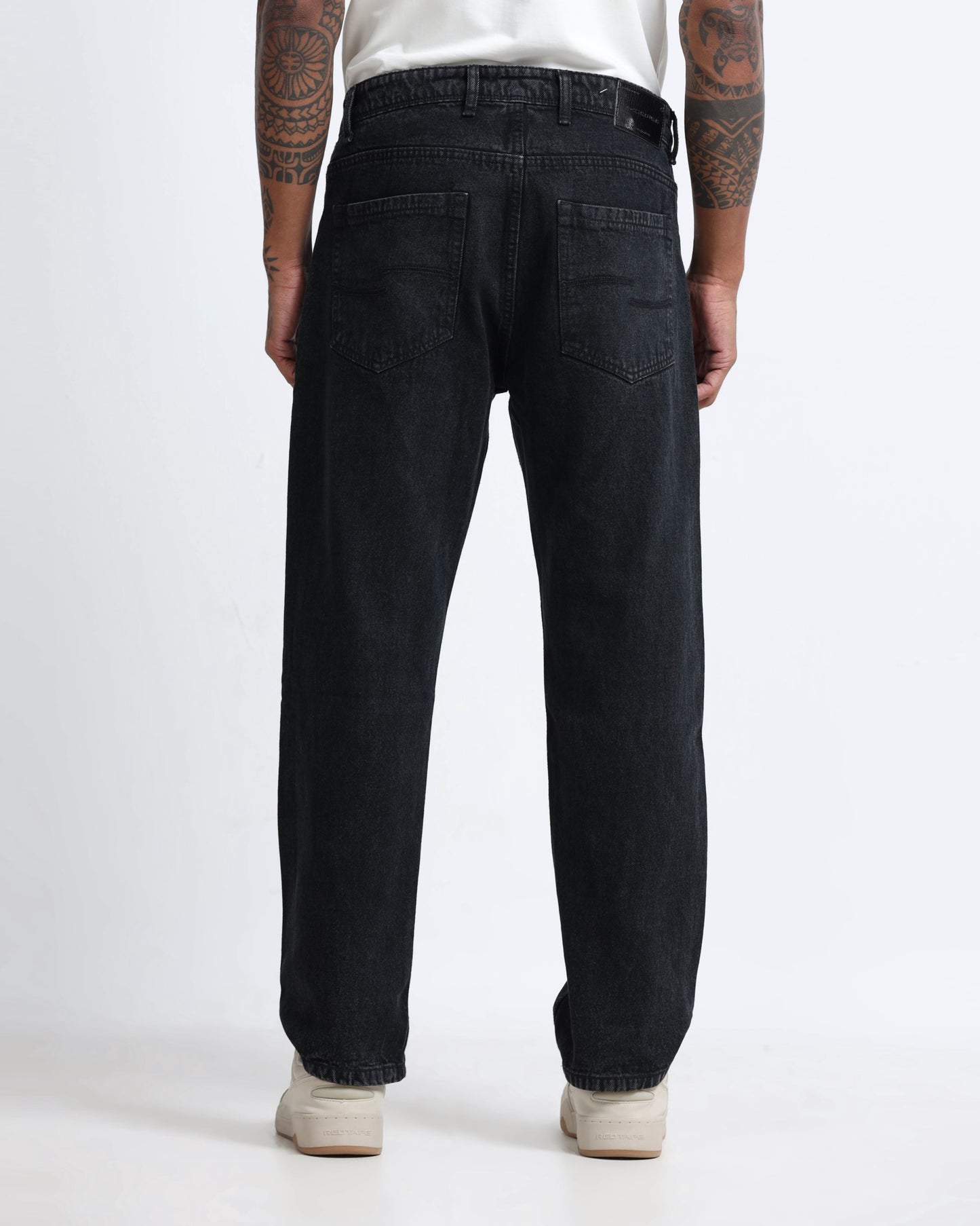 black jeans men straight fit
