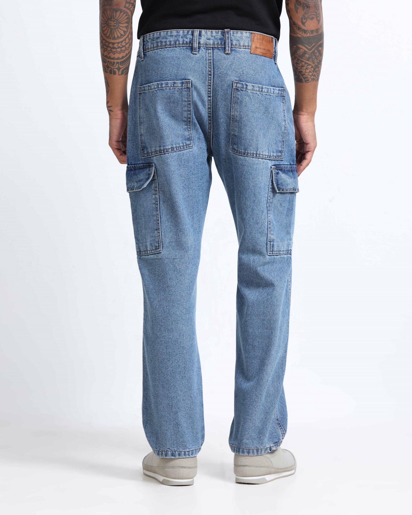 mens light blue relaxed fit jeans