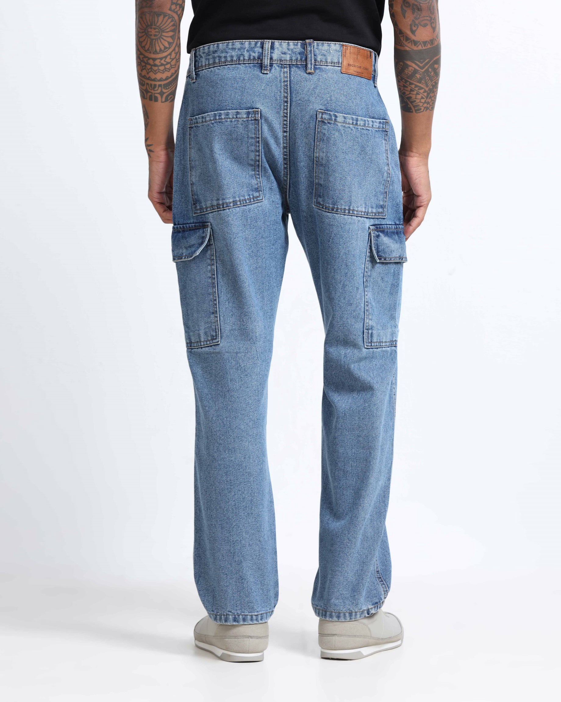 mens light blue relaxed fit jeans